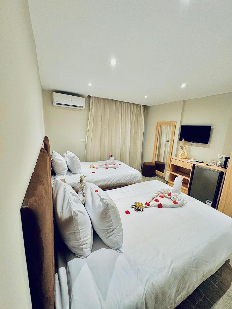 Khufu Pyramids Inn Nazlet el-Sîsi 외부 사진